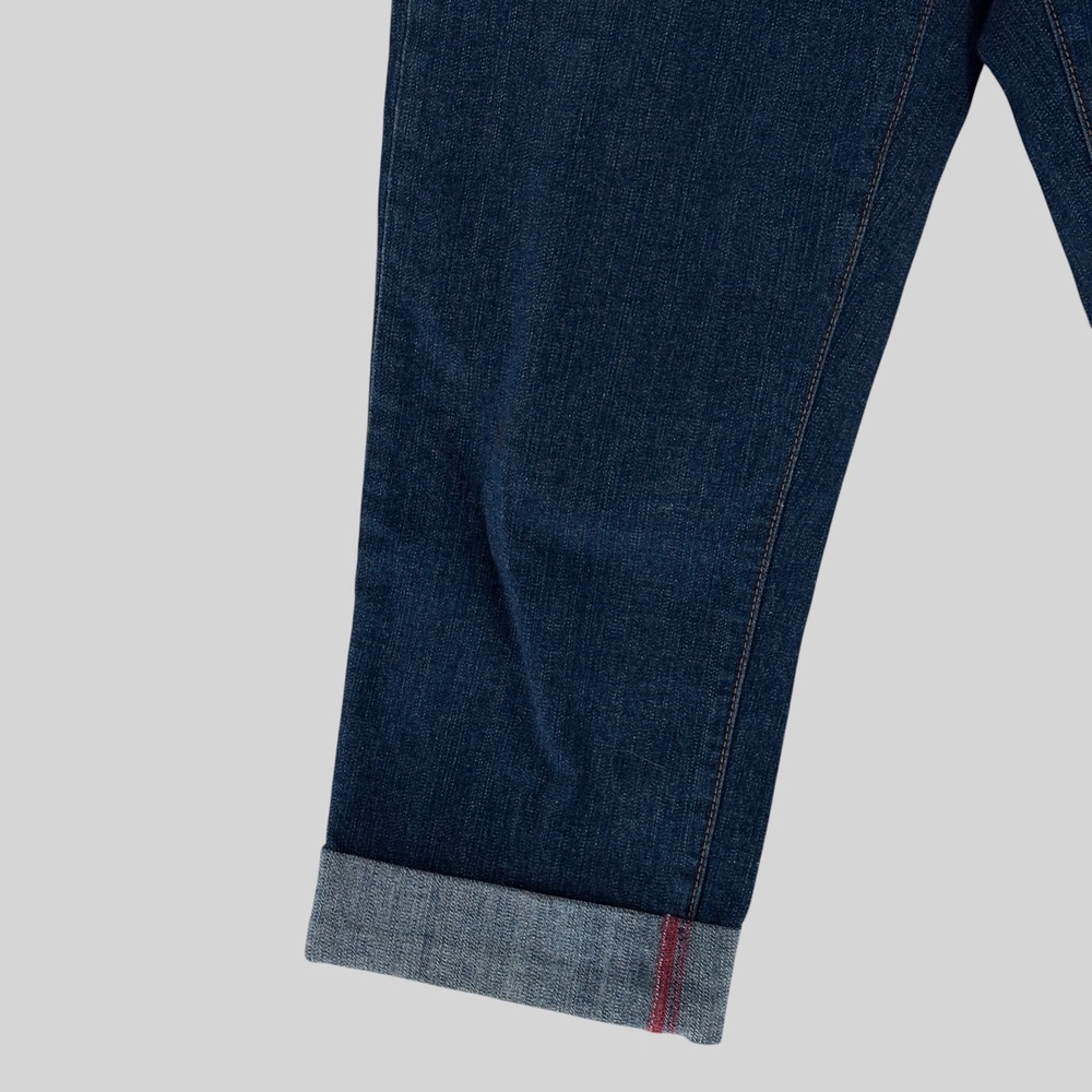 Levis Womens Classic Slim Capris Size 8 Medium Wash Denim Cropped Jeans Cuffed - Picture 3 of 9